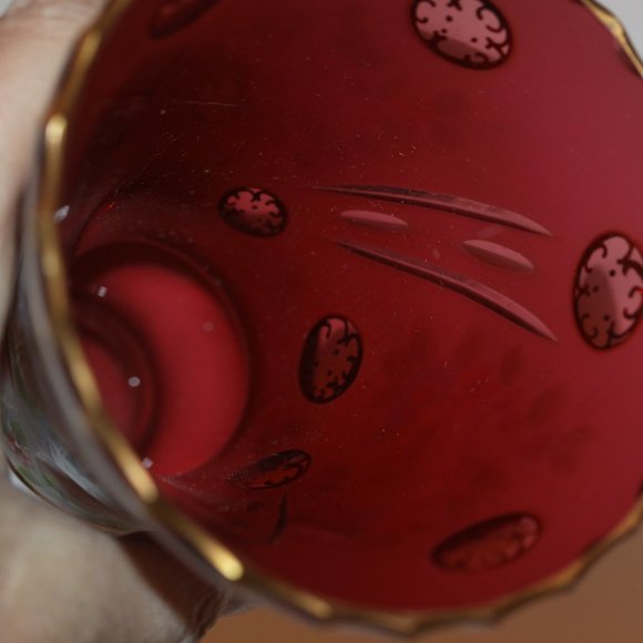 BOHEMIAN CZECH Cased Glass White Overlay Cut to Red Cranberry VASE Vintage - Picture 5 of 6